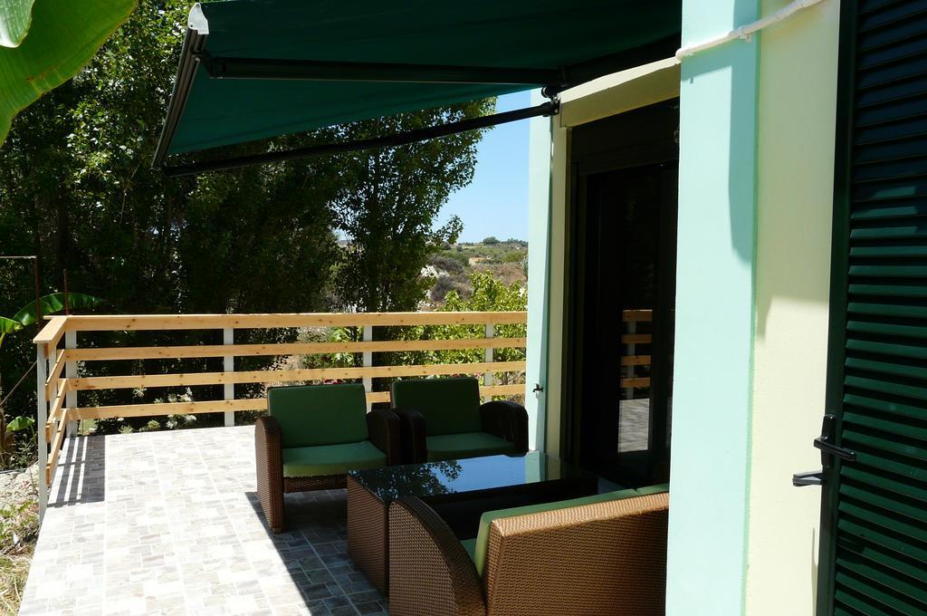 Villa Emmanouela Xi Beach Buitenkant foto