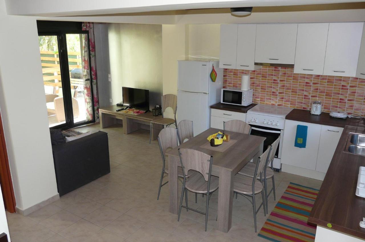 Villa Emmanouela Xi Beach Buitenkant foto